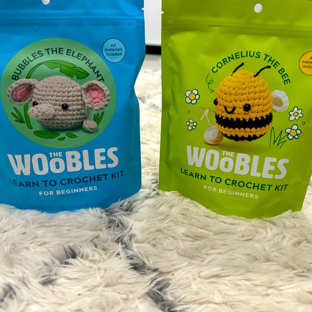 Woobles kit never ever used bubbles the elephant and Cornelius, the bee